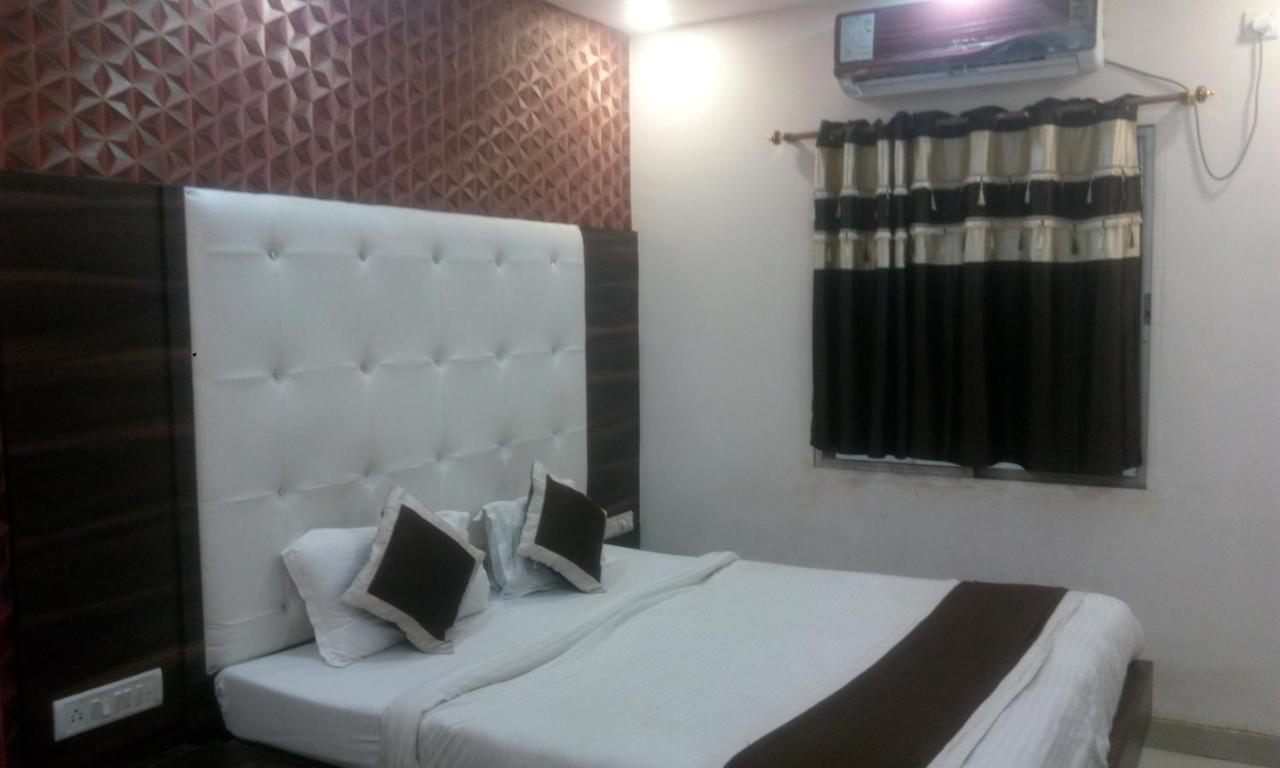 Hotel Priya Palace Ranchi Esterno foto